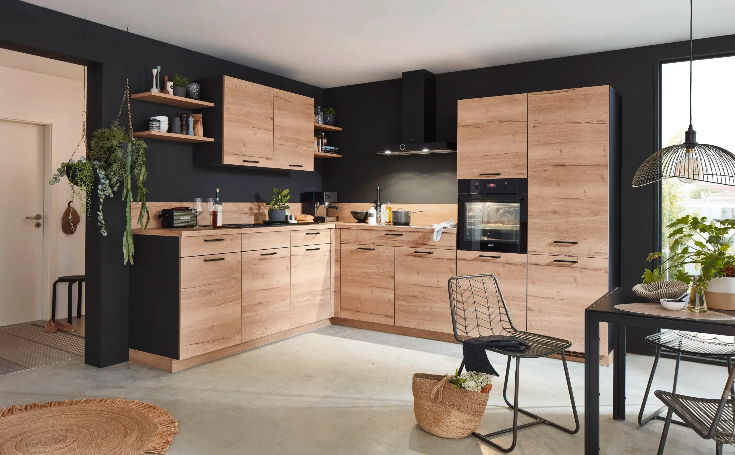 Cuisine Natural Living en décor bois aux ambiances chaleureuses, signée KOA Kitchen Remiremont